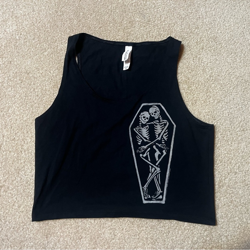 Black Skeleton Coffin Graphic Crop Tank Top